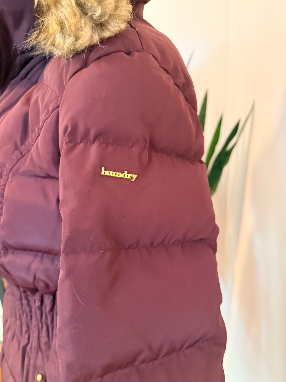 Laundry By Shelli Segal | Burgundy Faux-Fur Trim Puffer Coat - Picture 5 of 12